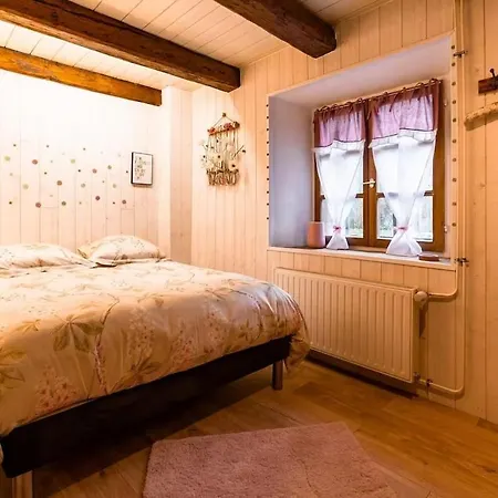 Holiday home Au Bois Dormant 15 Personnes *