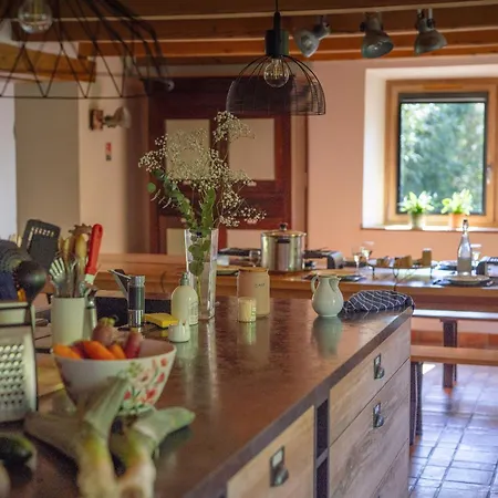 Au Bois Dormant 15 Personnes 別荘