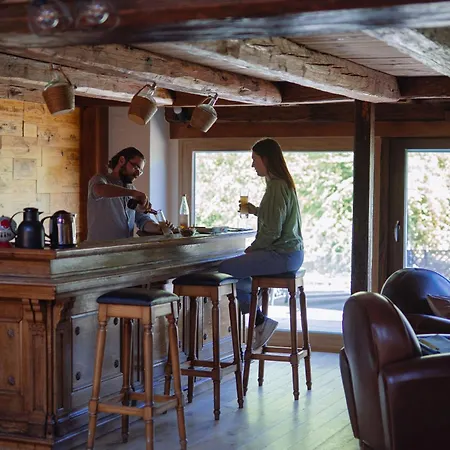 Дом отдыха Au Bois Dormant 15 Personnes Лапутруа