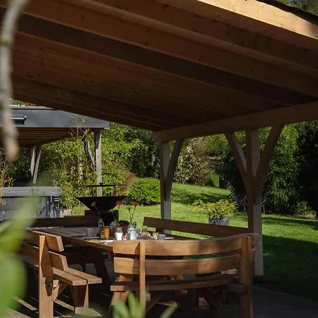 Au Bois Dormant 15 Personnes Дом отдыха Лапутруа