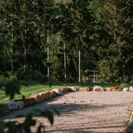 Дом отдыха Au Bois Dormant 15 Personnes